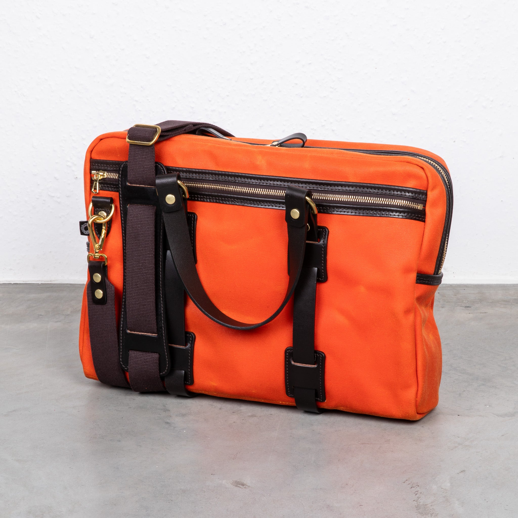 Orange Franklin Covey Leather Laptop Bag  Leather laptop bag, Leather bags  handmade, Clothes design