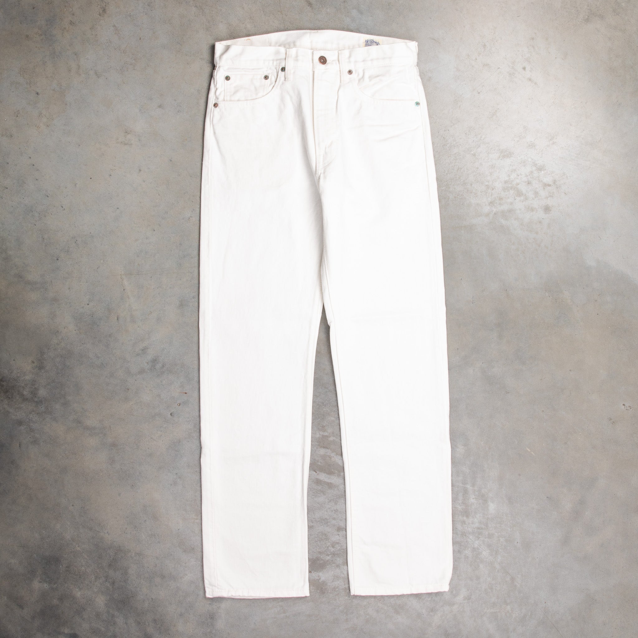 White top 501 jeans