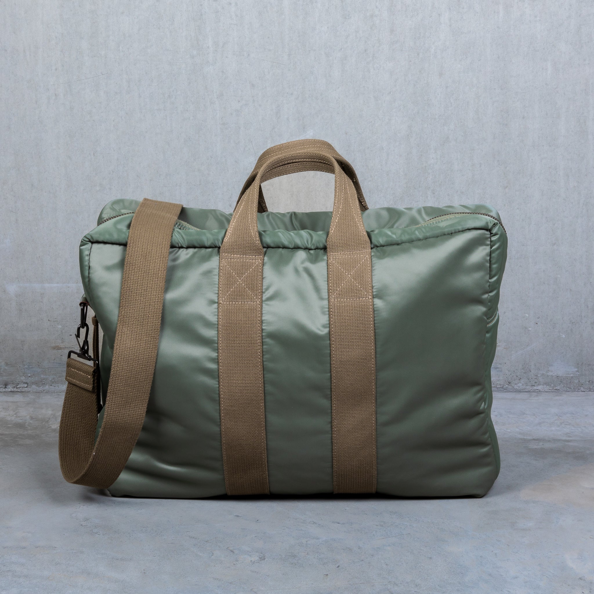 The Real McCoy's Aviator Kit Bag Nylon Sage Green