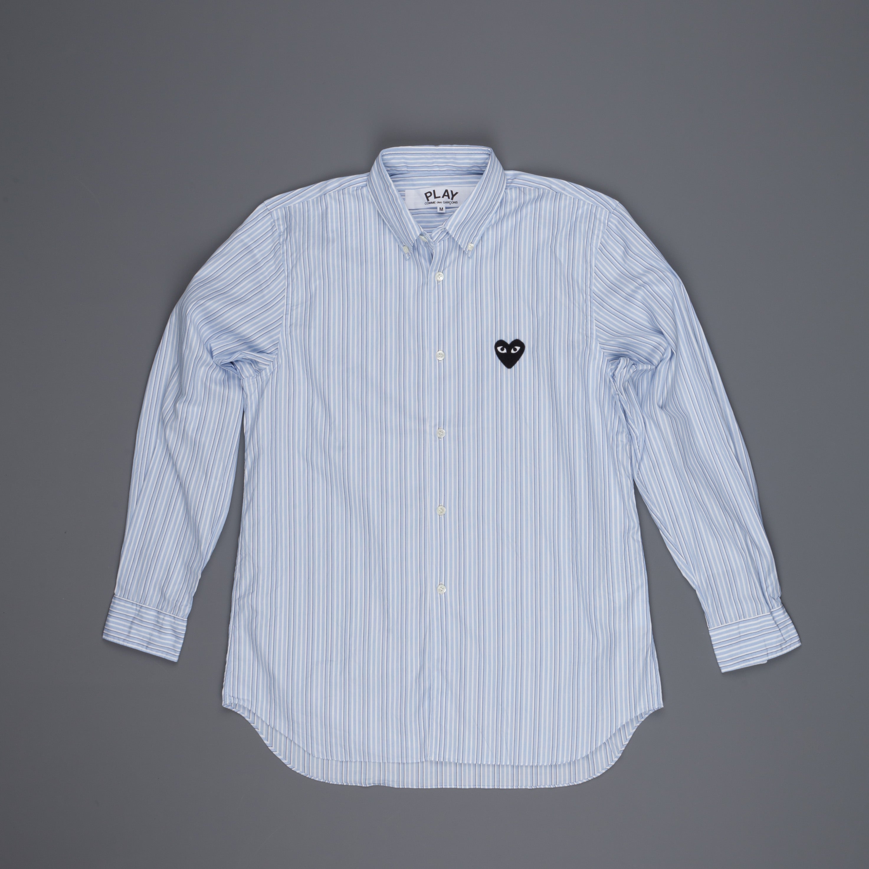 rive ned sammenbrud lade som om Comme des Garçons PLAY blue striped shirt black heart – Frans Boone Store