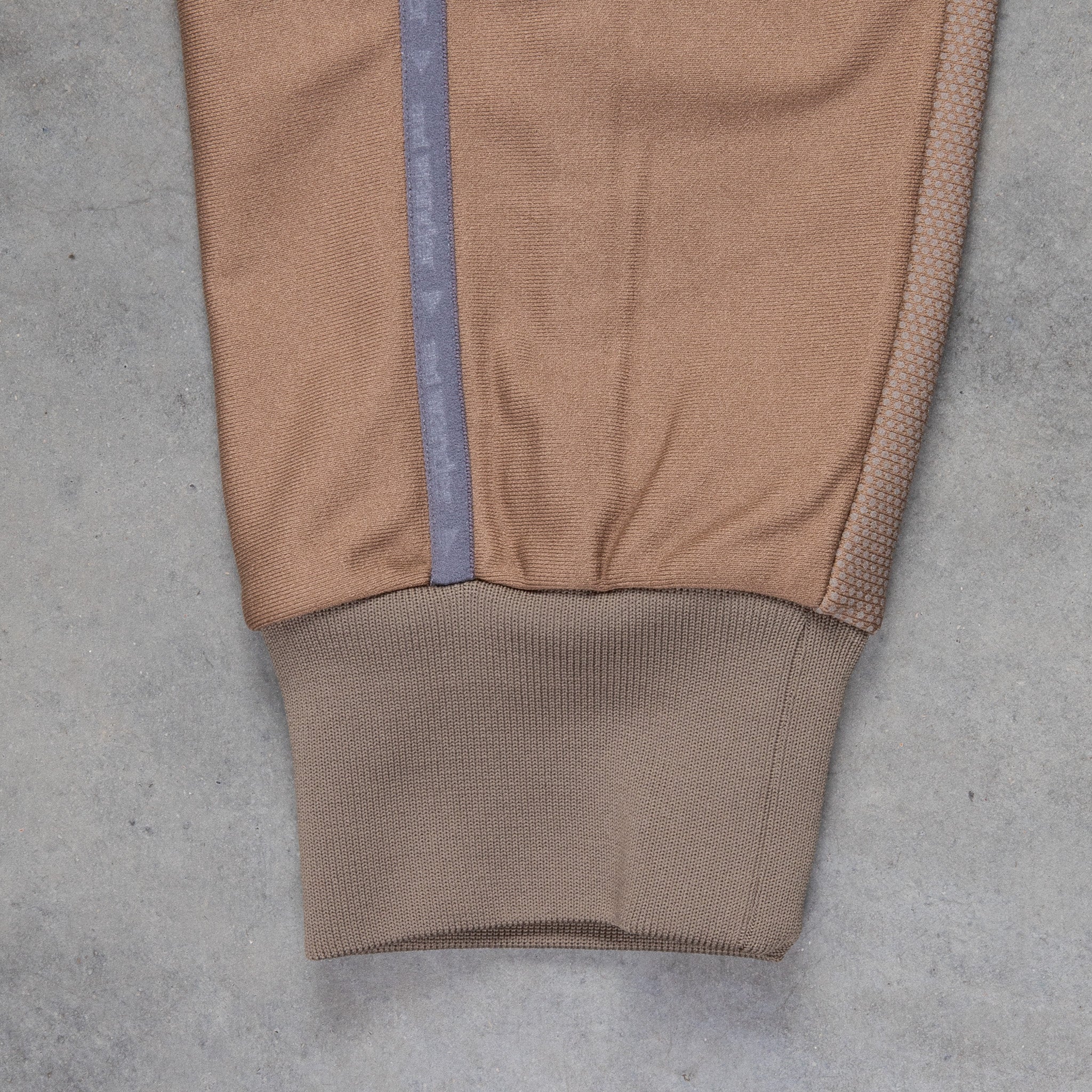 And Wander Light Fleece Pants Beige – Frans Boone Store