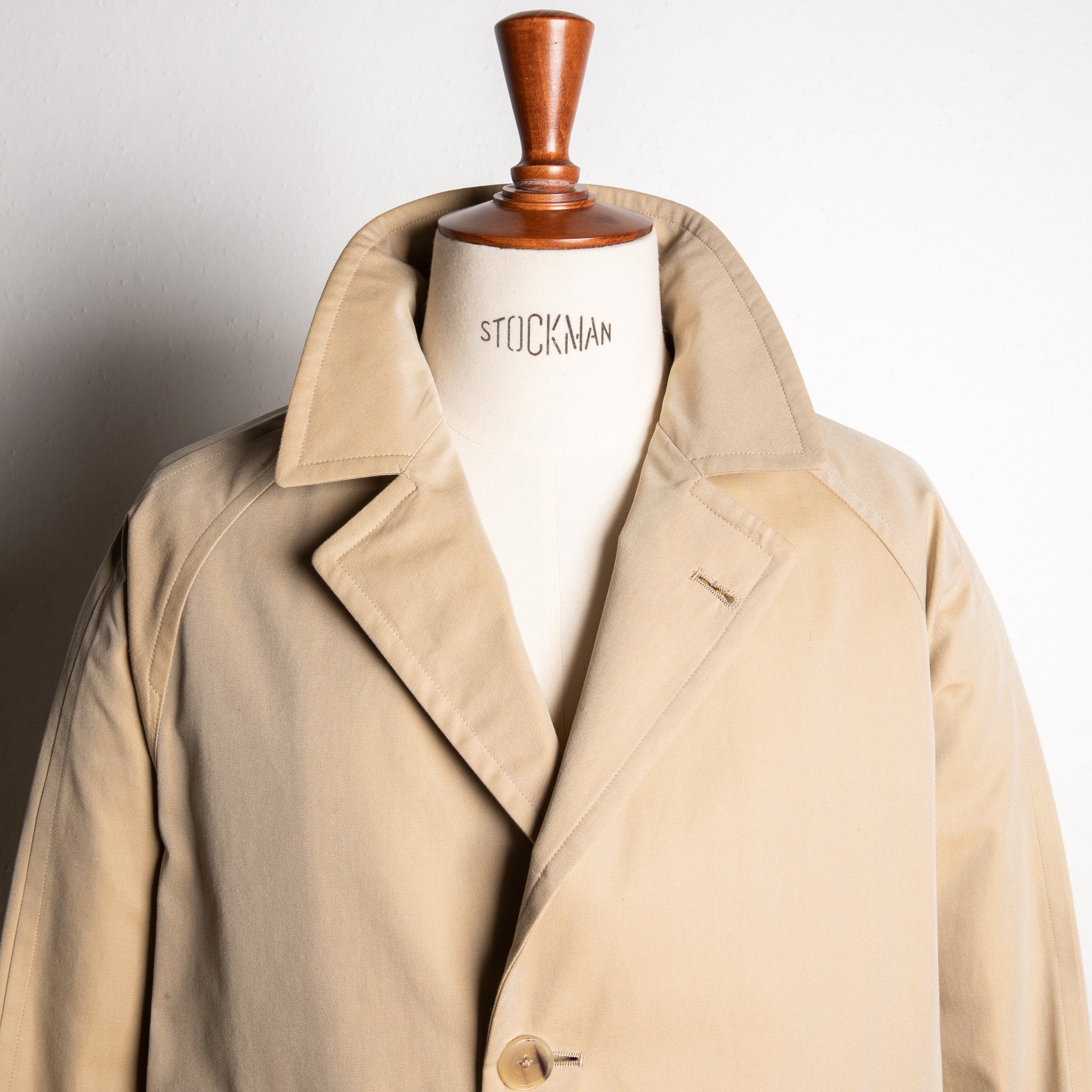 Cohérence Corb II Coat Gabardine Beige – Frans Boone Store