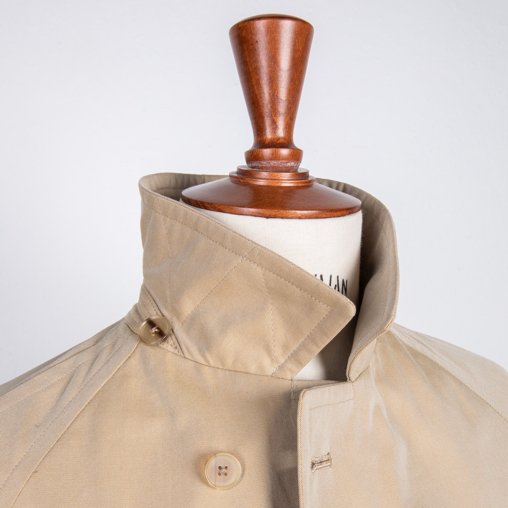 Cohérence Corb II Coat Gabardine Beige – Frans Boone Store