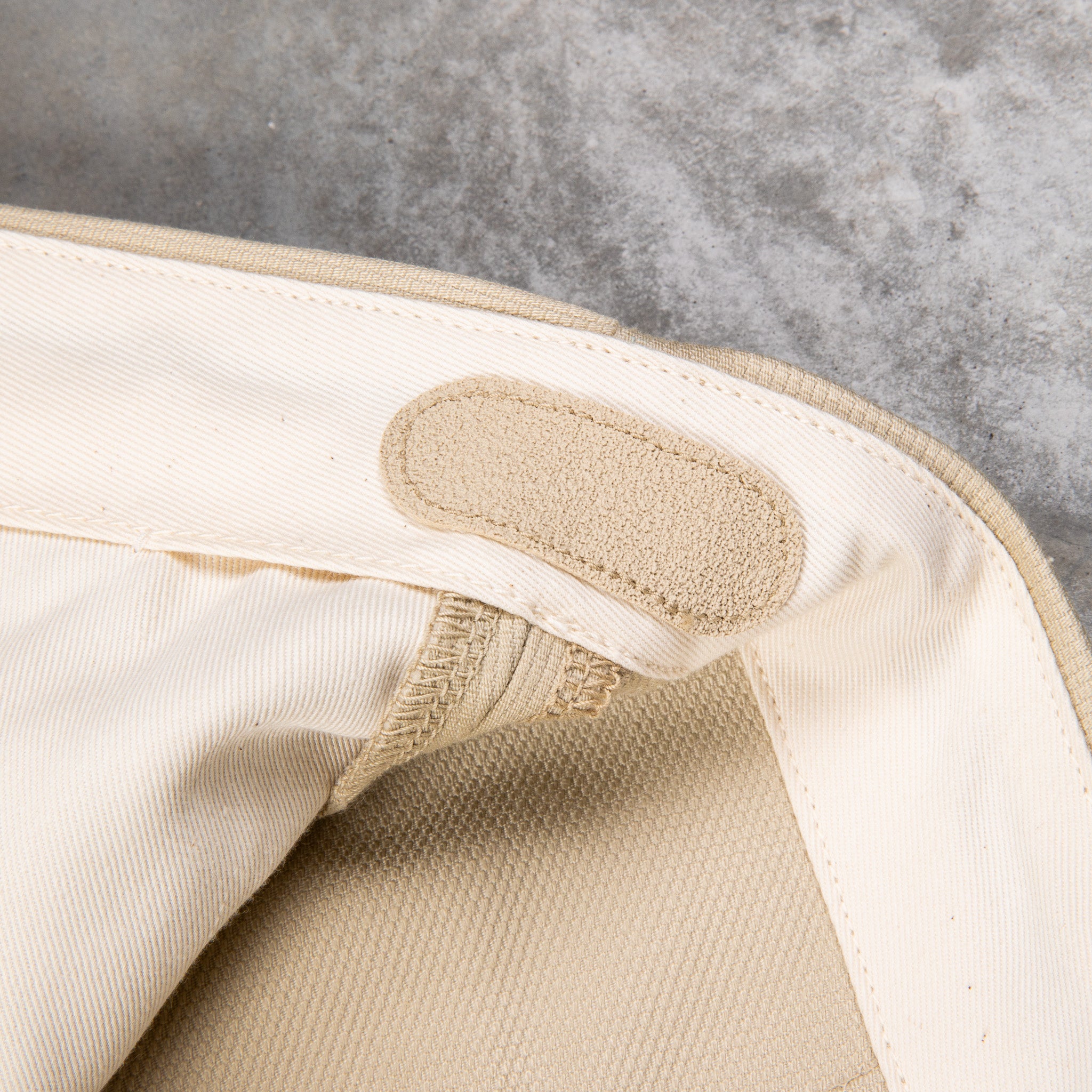 The Real McCoy&#39;s Belted Waistband Plain Stitch Pique Pants Ivory