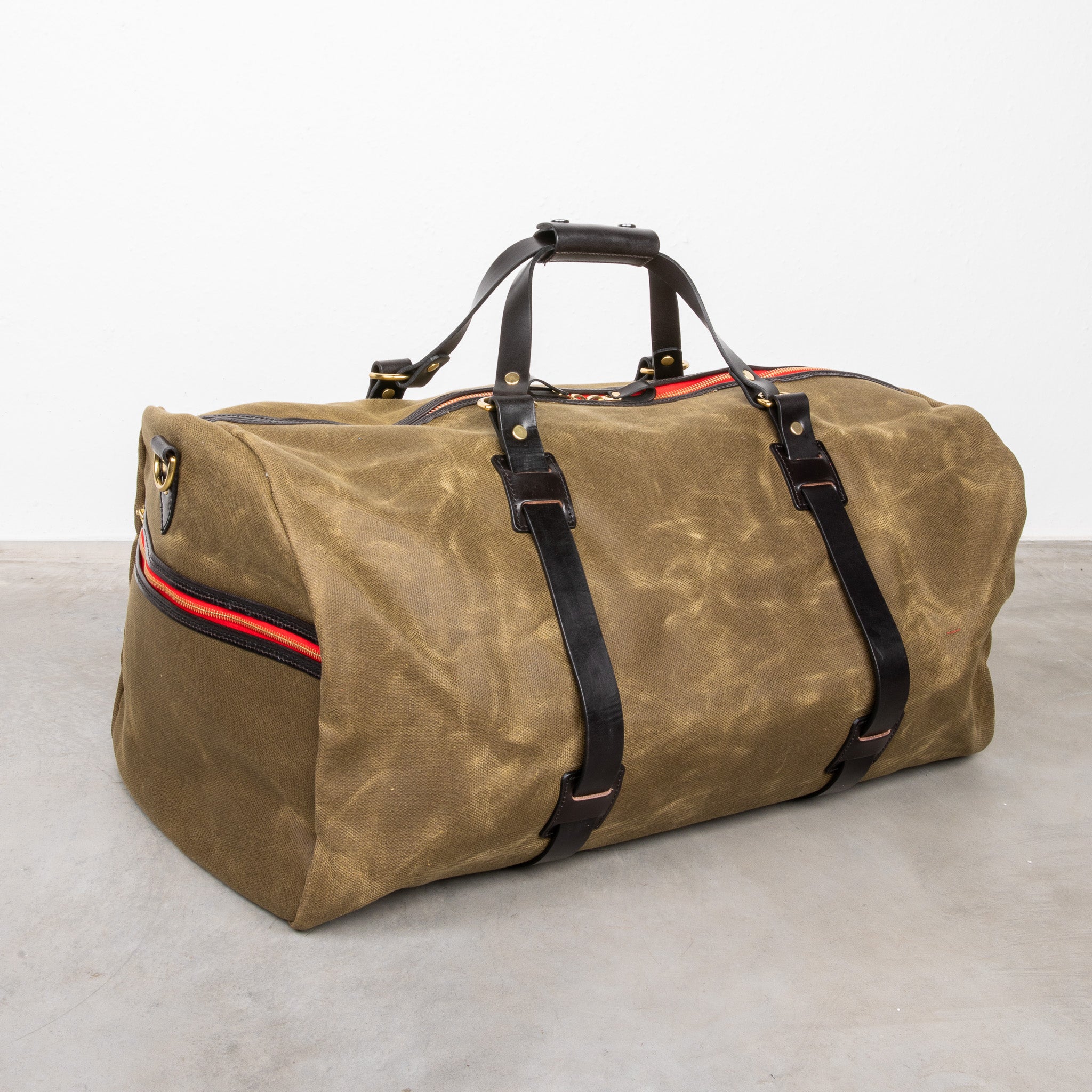 Large canvas holdall deals