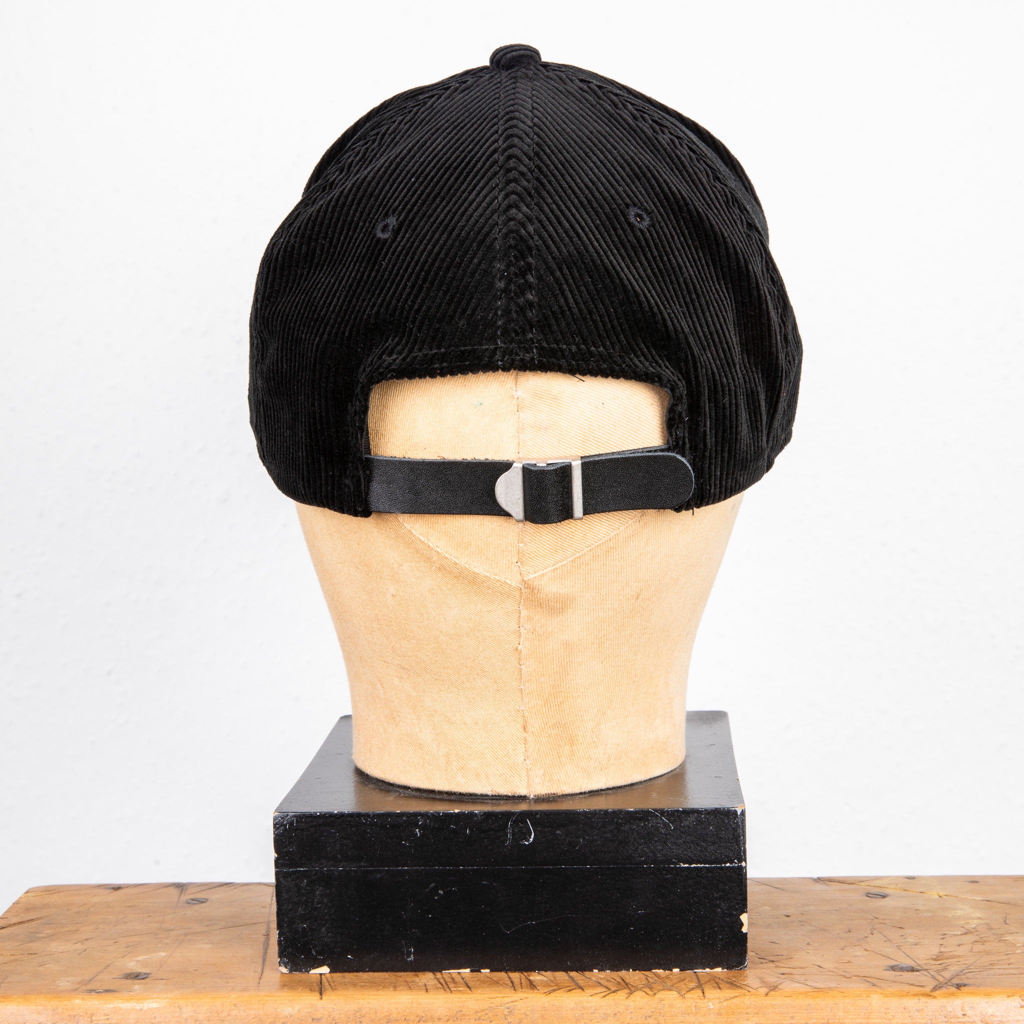 Buco Corduroy Strap-Back Cap Black – Frans Boone Store