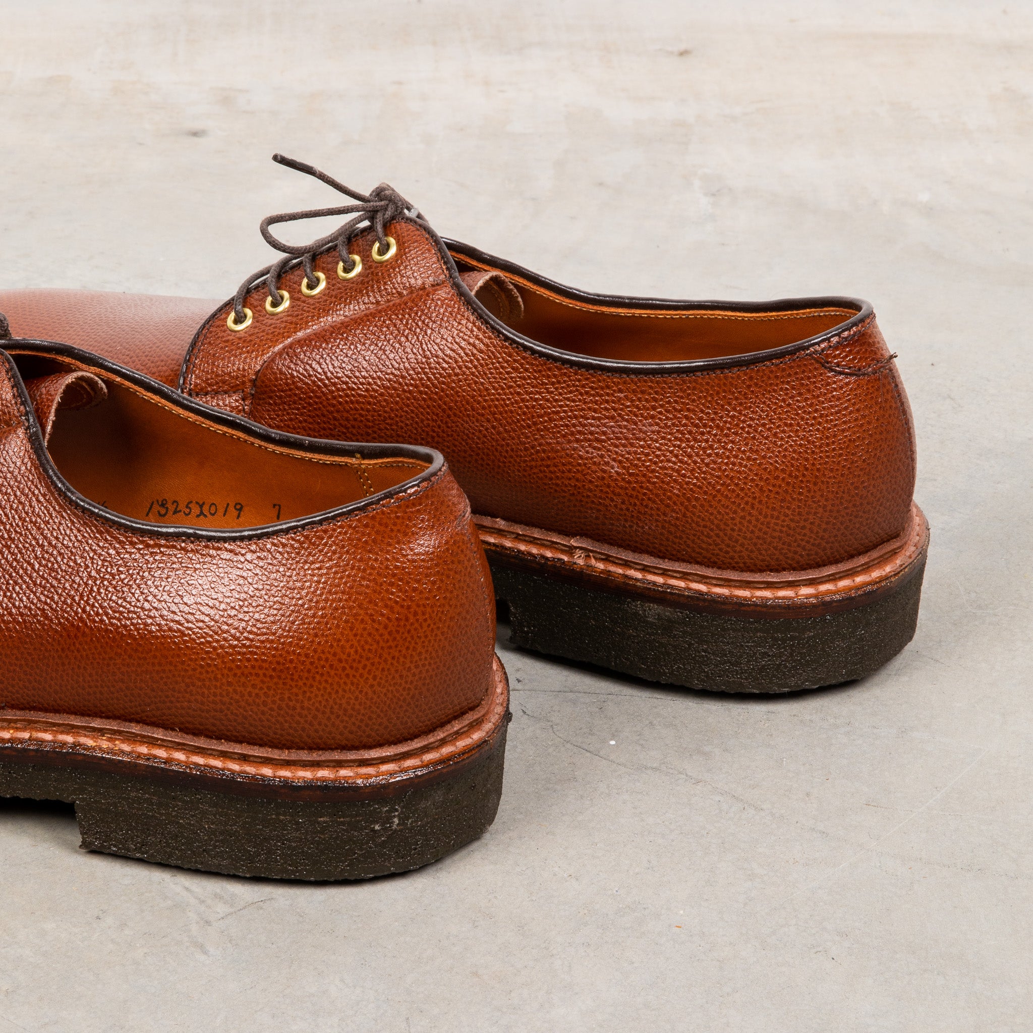 Alden plain toe blucher dark brown grained leather on crepe – Frans Boone  Store