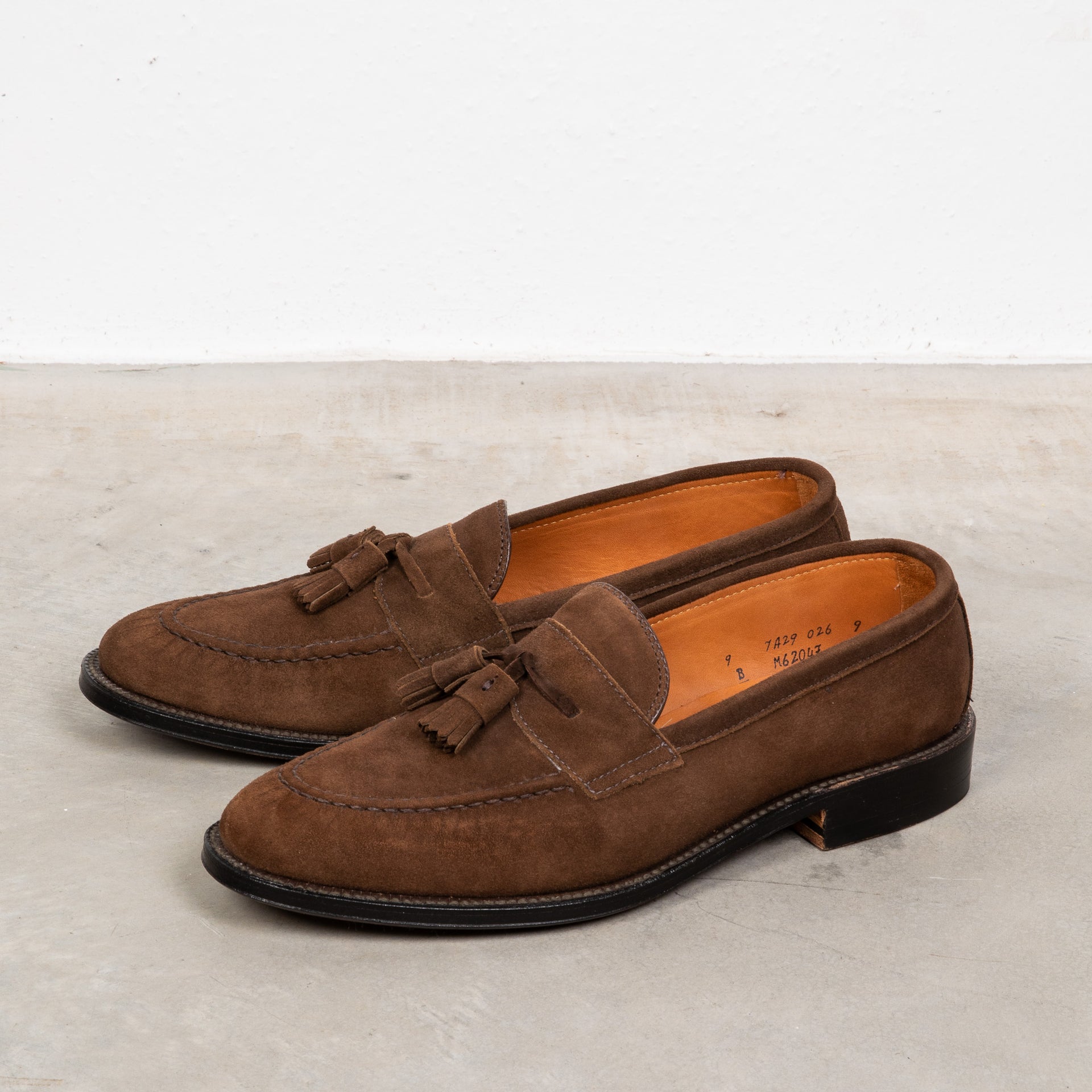 Alden x Frans Boone Tassel loafer Mocha Kid suede – Frans Boone Store