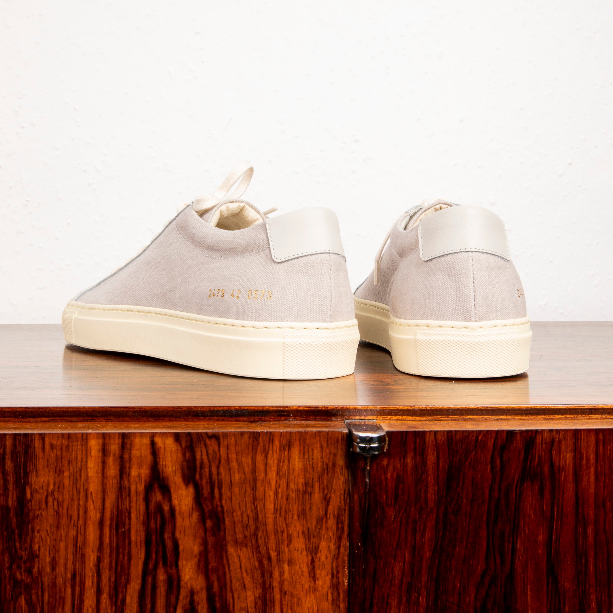 Common Projects Achilles in Canvas Light Grey