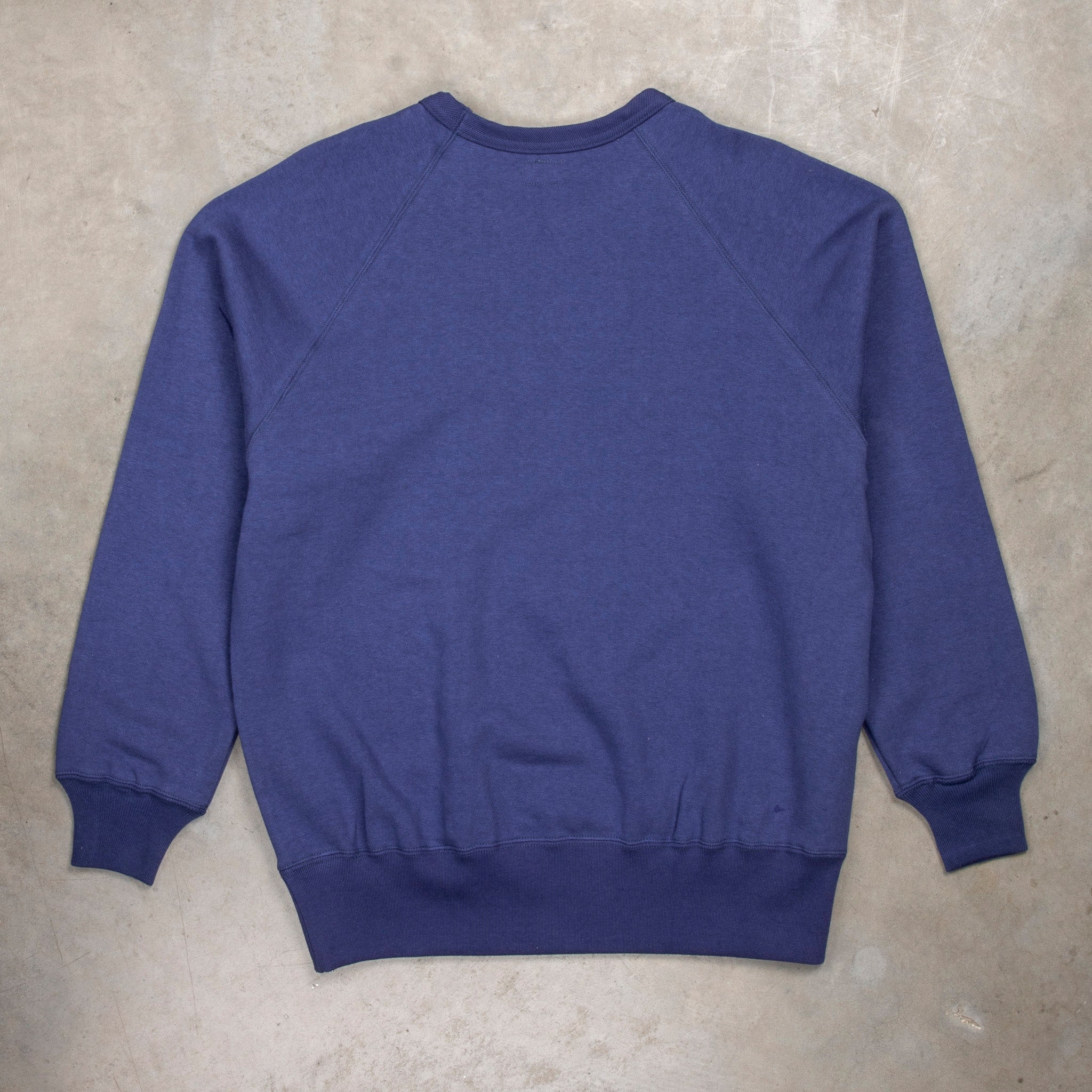 The Real McCoy&#39;s 9 Oz. Loopwheel Raglan Sweatshirt MQ Navy