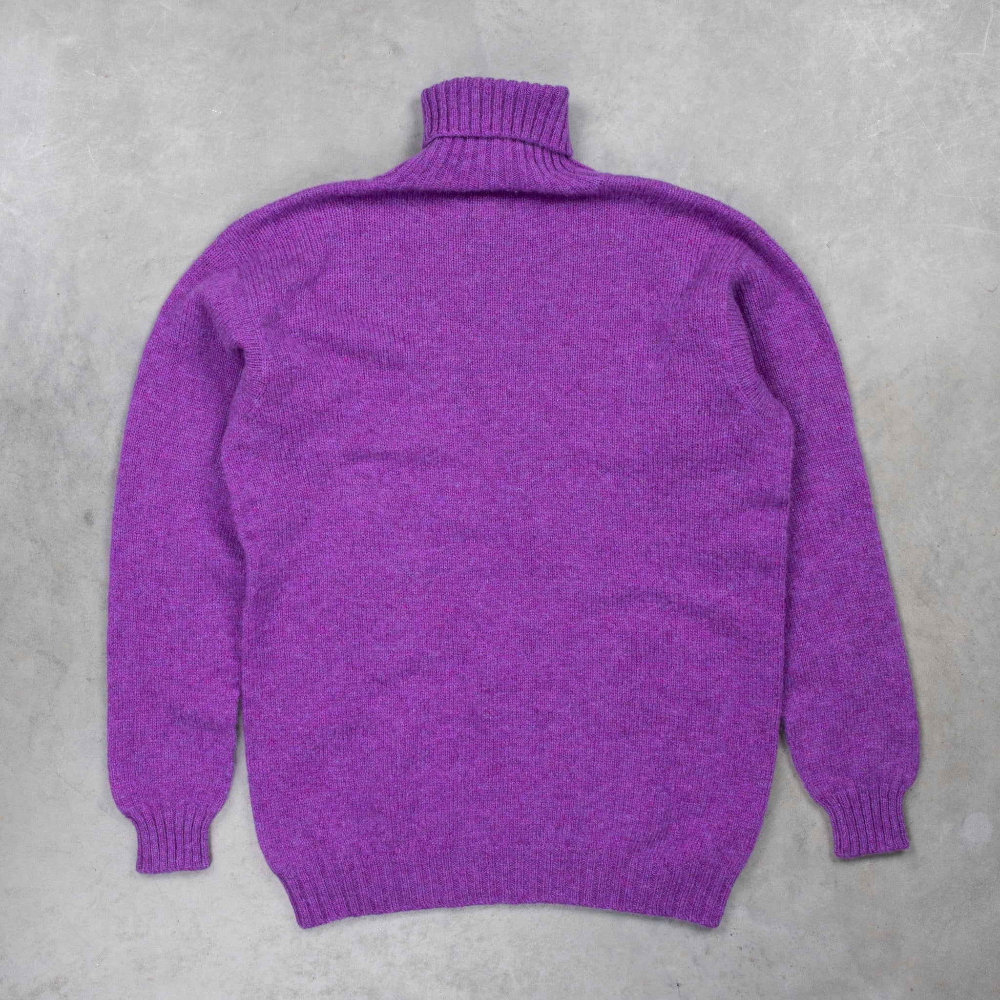 Laurence J. Smith Super Soft Seamless Roll Neck Pullover New Amethyst