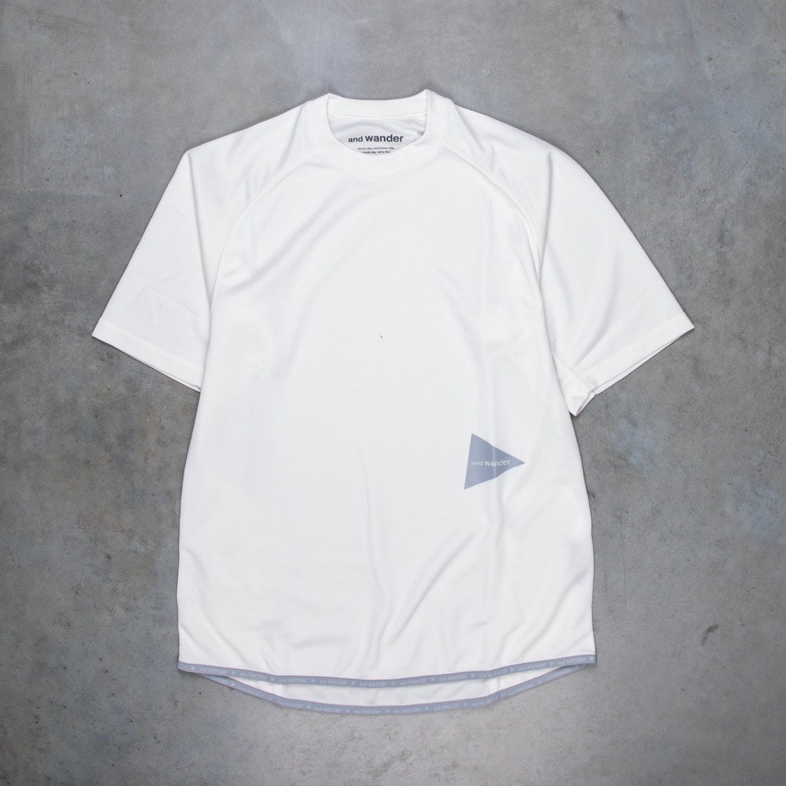 And Wander Power Dry Jersey Raglan SS T Off-White