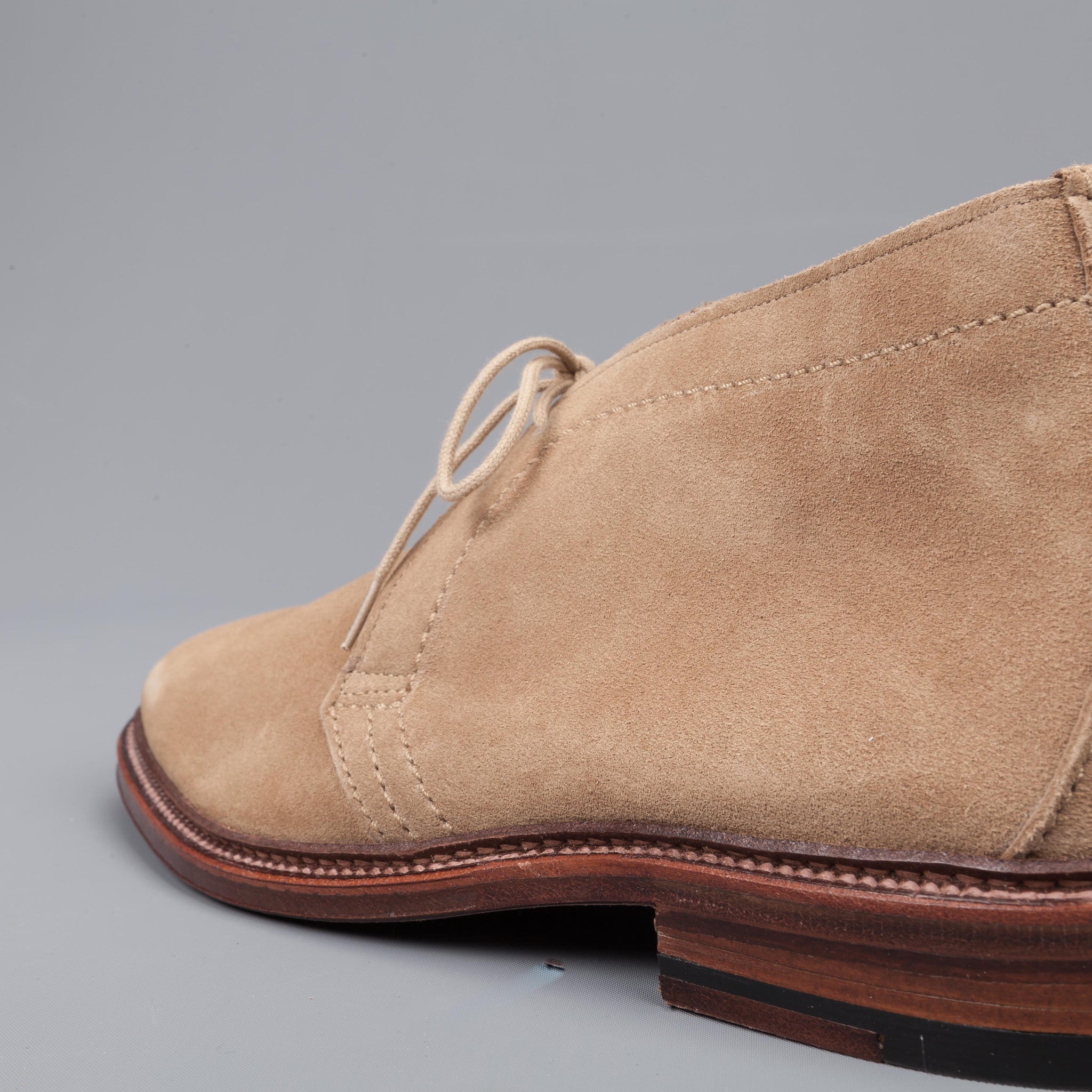 Alden unlined hotsell suede chukka