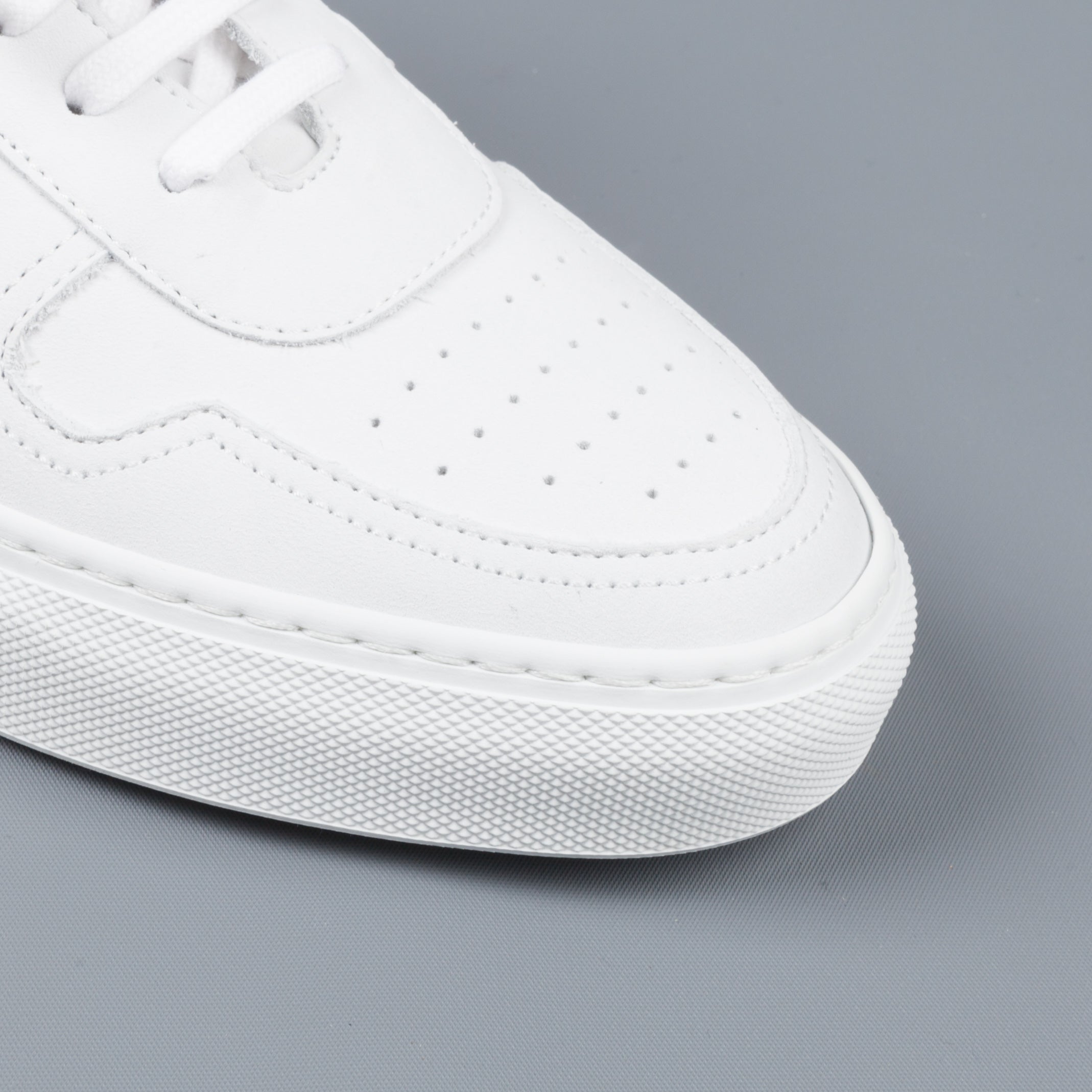 Common Projects For Frans Boone Store 2094 Bball in Nubuck white